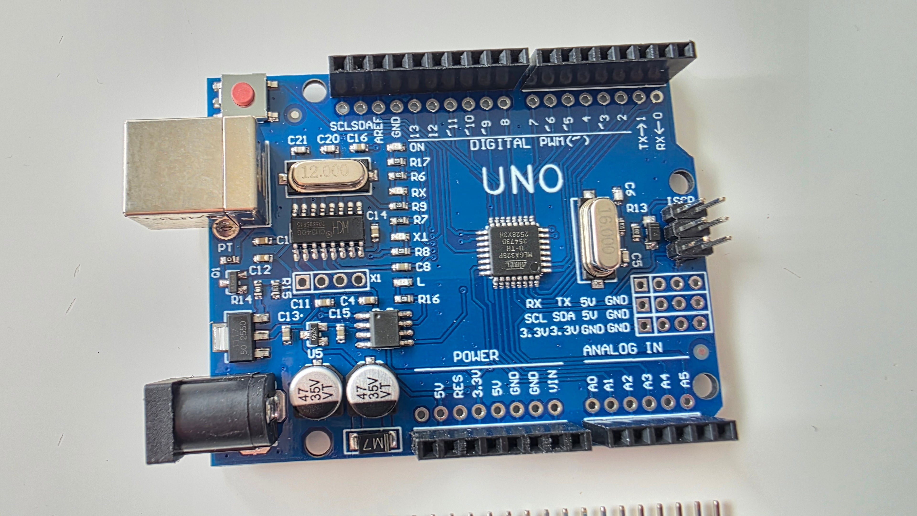 Arduino UNO R3 Kompatibel (SMD / CH340) – Klassikeren, hvor det hele starter! 🚀