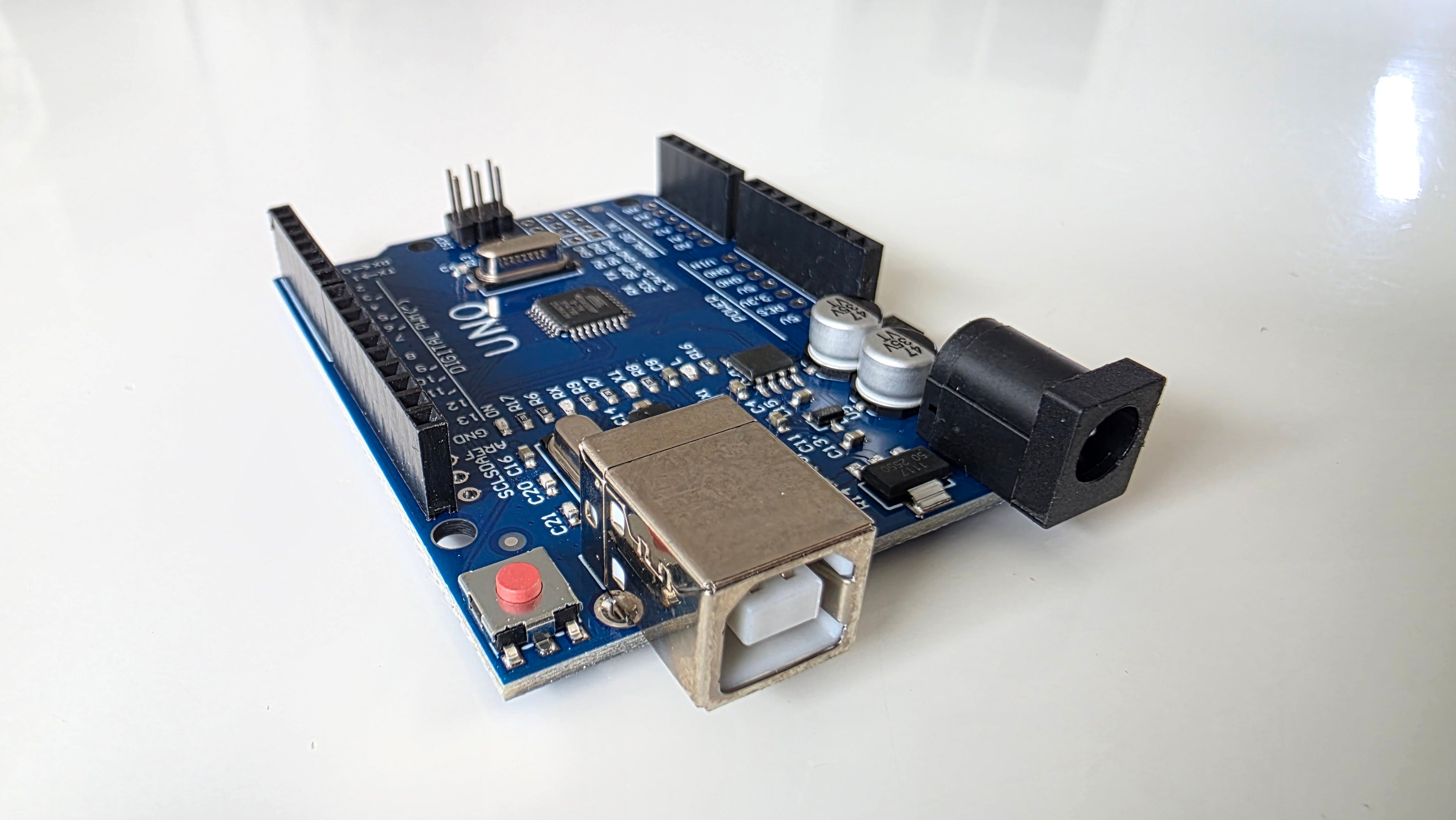 Arduino UNO R3 Kompatibel (SMD / CH340) – Klassikeren, hvor det hele starter! 🚀