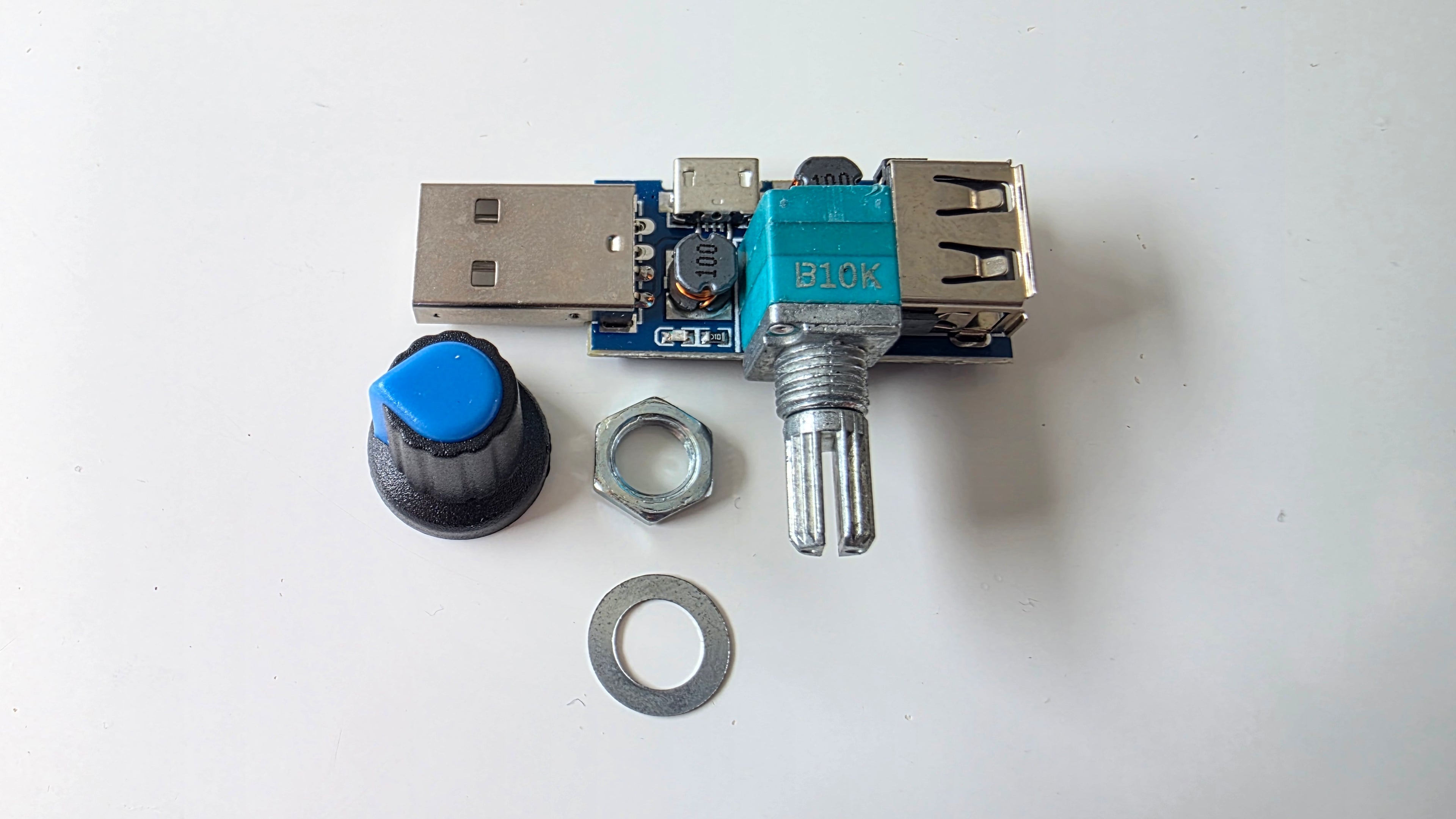 USB Blæser Hastighedsregulator – Få styr på stormen (og støjen)! 🌪️🤫