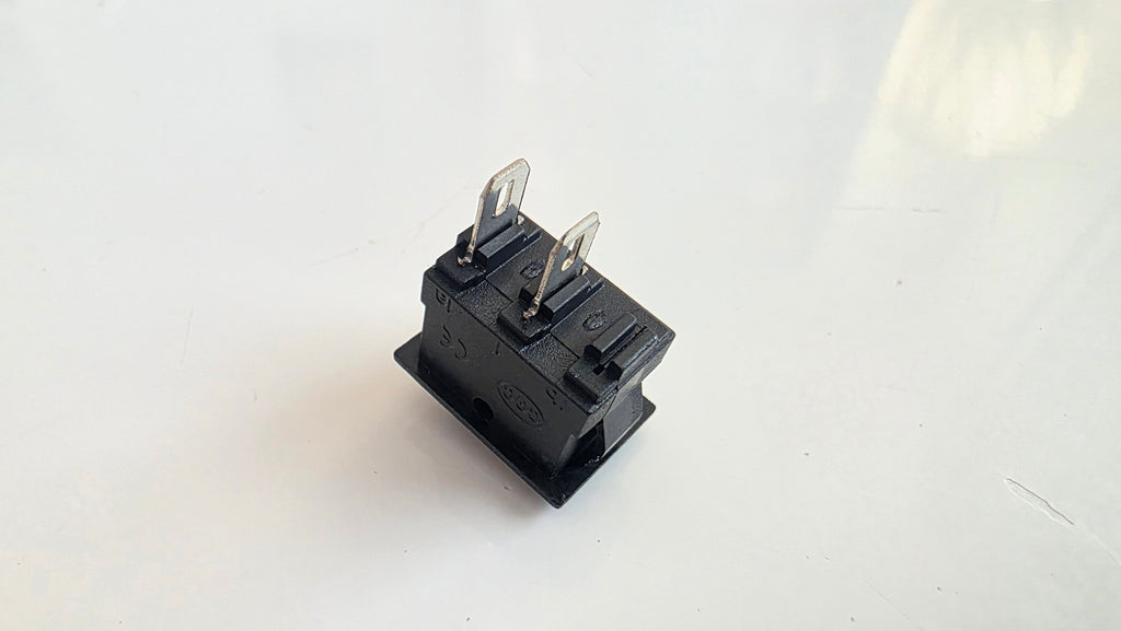 🎚️ Giv dit projekt det perfekte klik: Mini Vippekontakt (Rocker Switch) - Sort