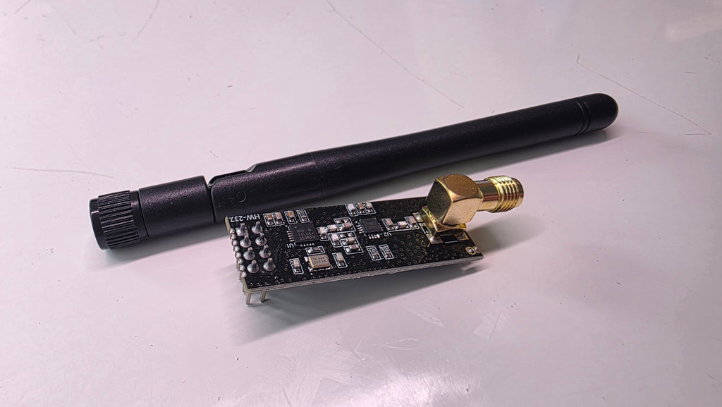 NRF24L01+PA+LNA Trådløst Modul inkl. Antenne (Lang Rækkevidde) 📡