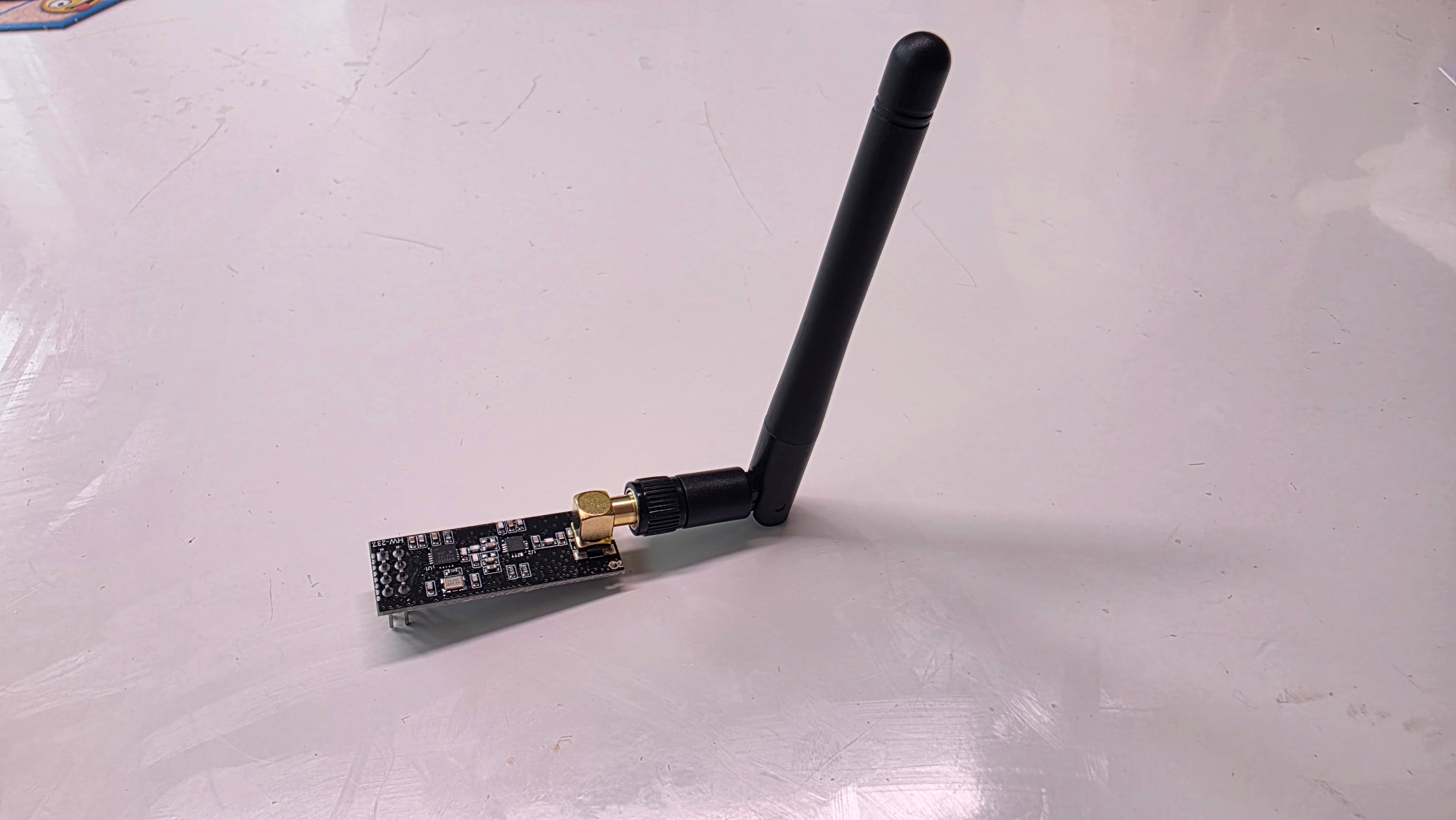 NRF24L01+PA+LNA Trådløst Modul inkl. Antenne (Lang Rækkevidde) 📡