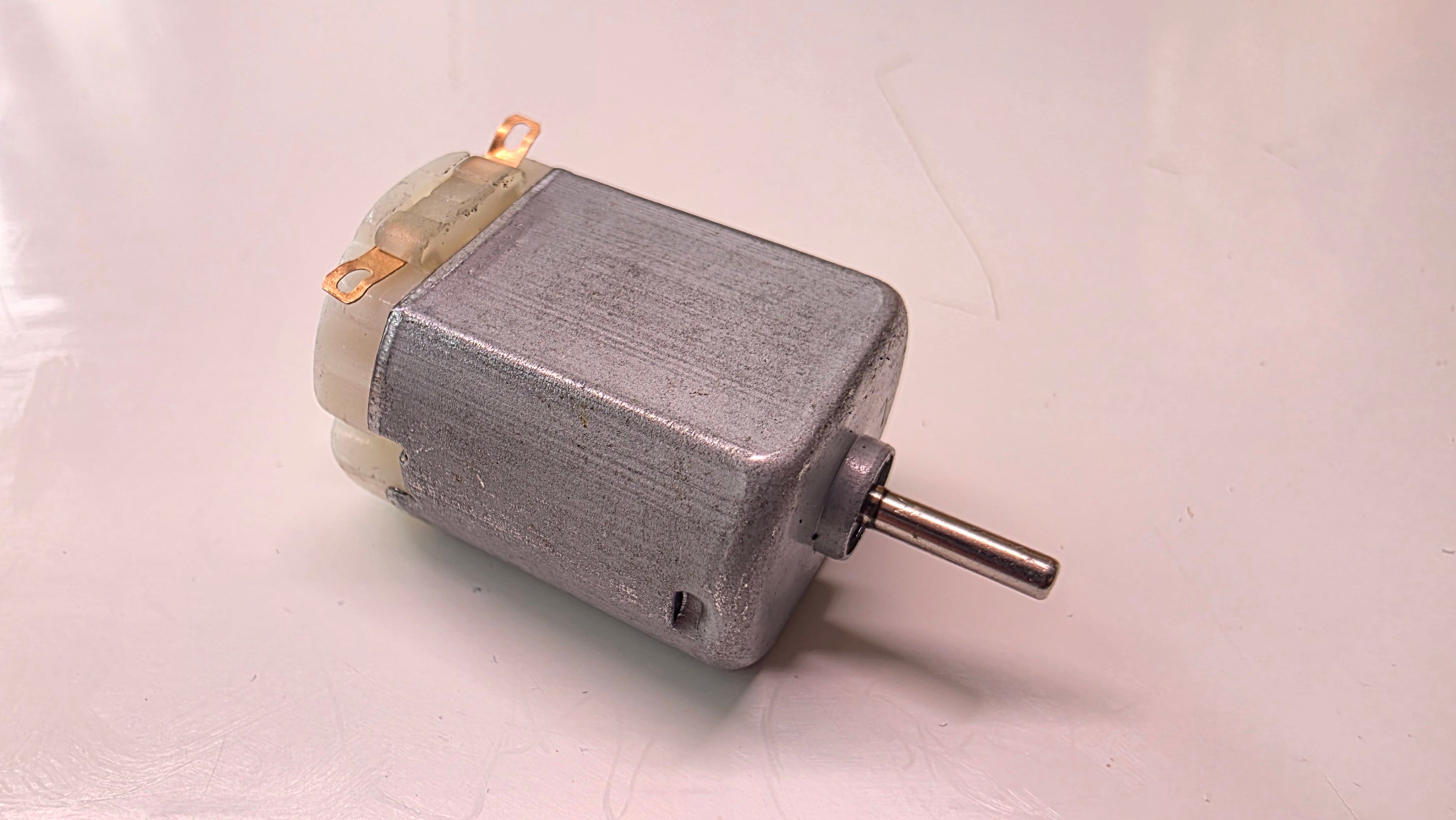 Micro DC Motor (3V-6V) - 8000 RPM ⚙️