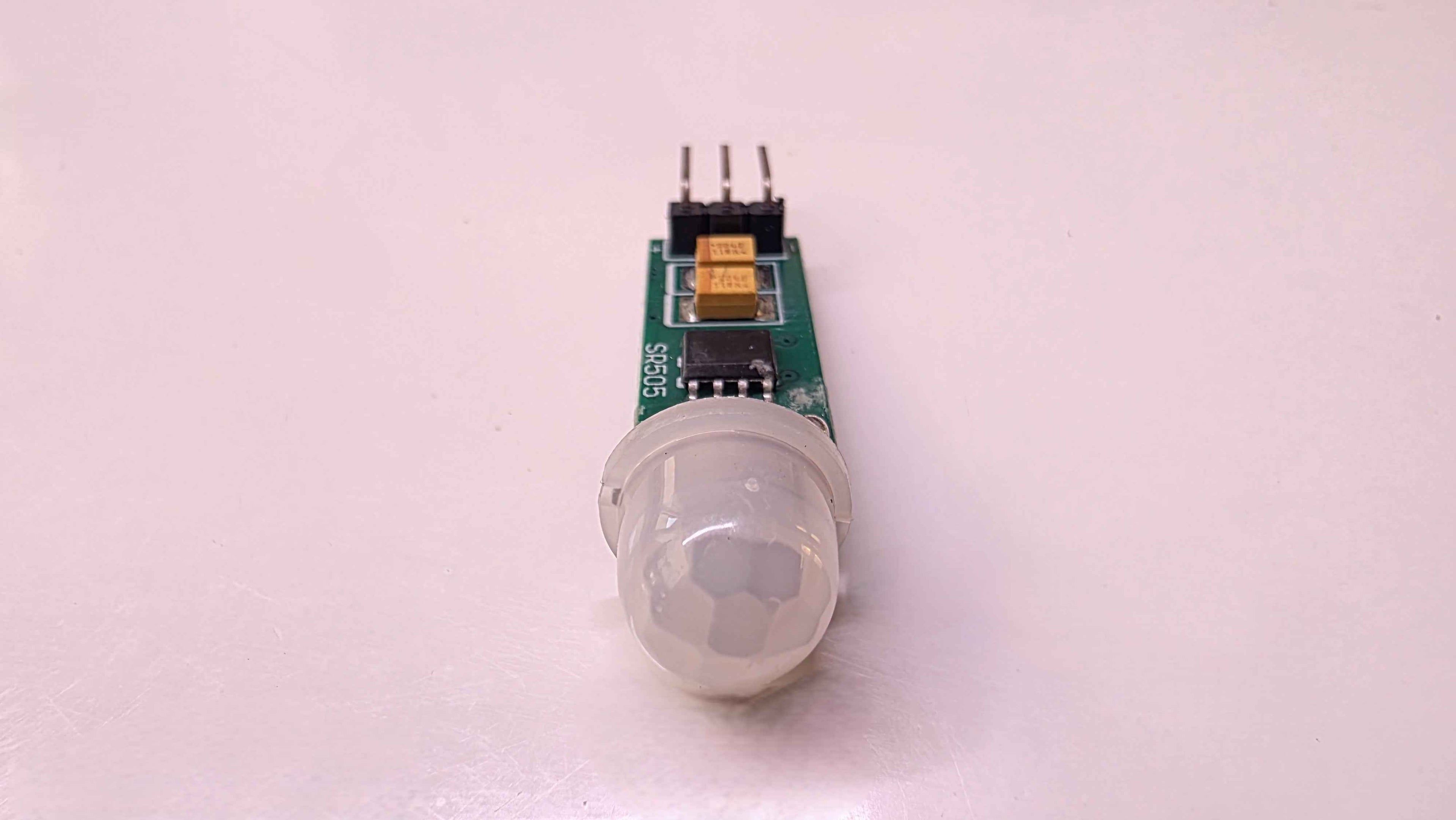 HC-SR505 Mini PIR Bevægelsessensor – Ultra Kompakt