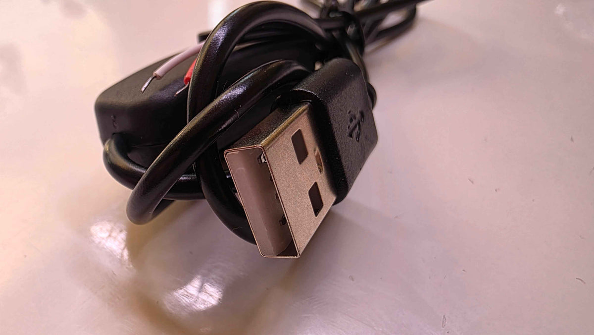 USB Kabel med In-line Tænd/Sluk Knap (1 meter) - Sort
