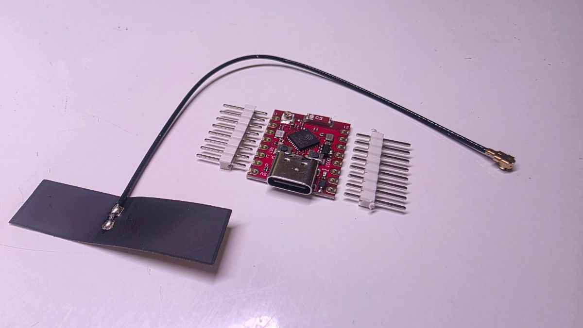 ESP32-C3 SuperMini PLUS – Ekstern antenne og indbygget RGB! 🌈