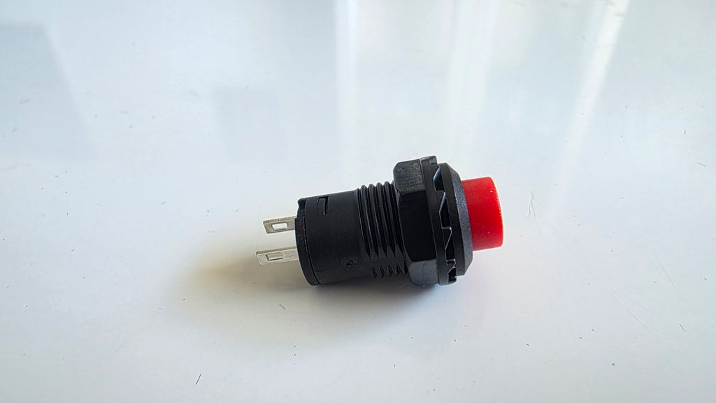 12mm trykknap med lås latching off on rød til elektronik projekter og afbrydere