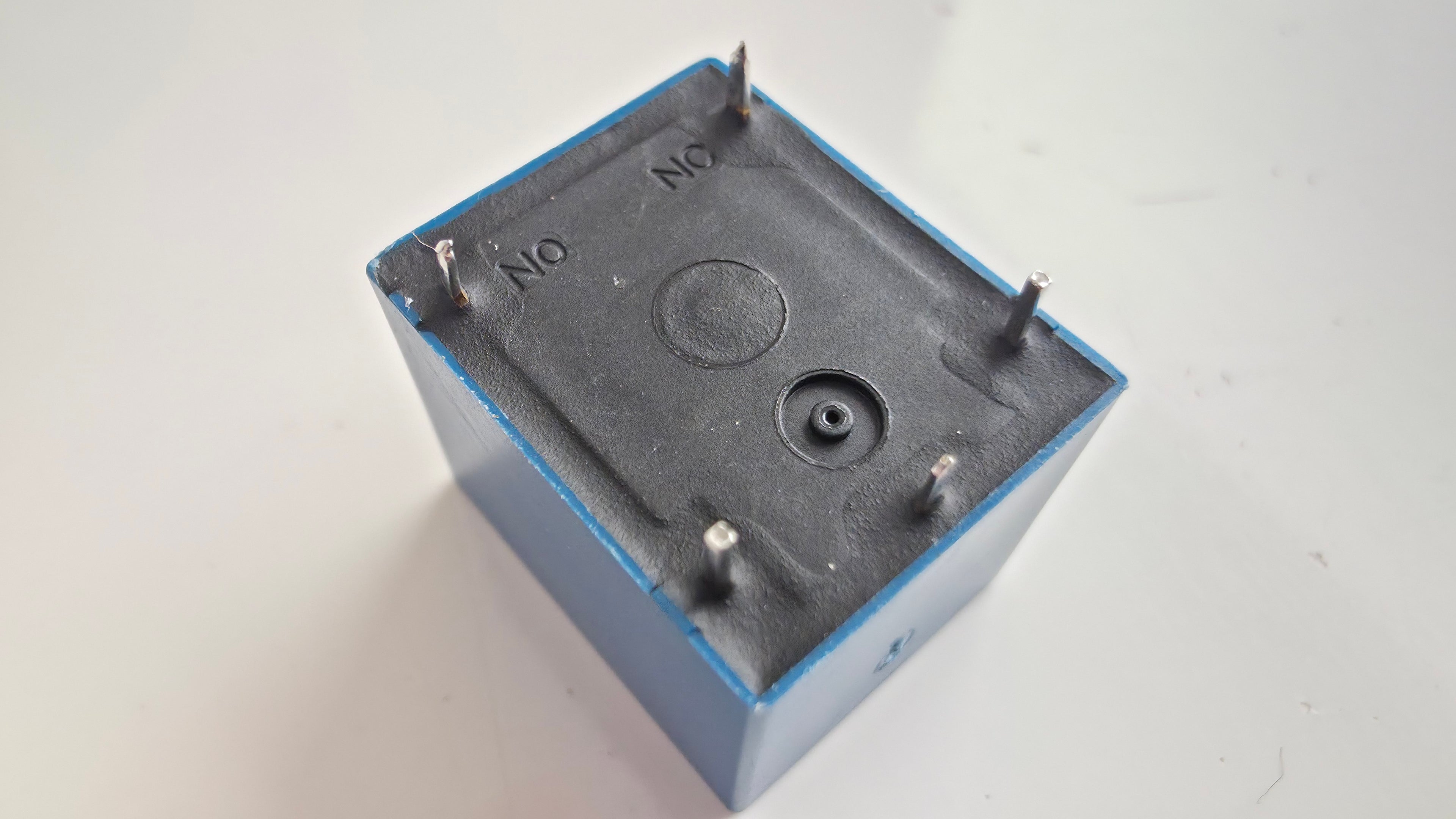 Songle Relæ (5V / 12V) – Giv dit projekt rå muskelkraft! ⚡🎛️