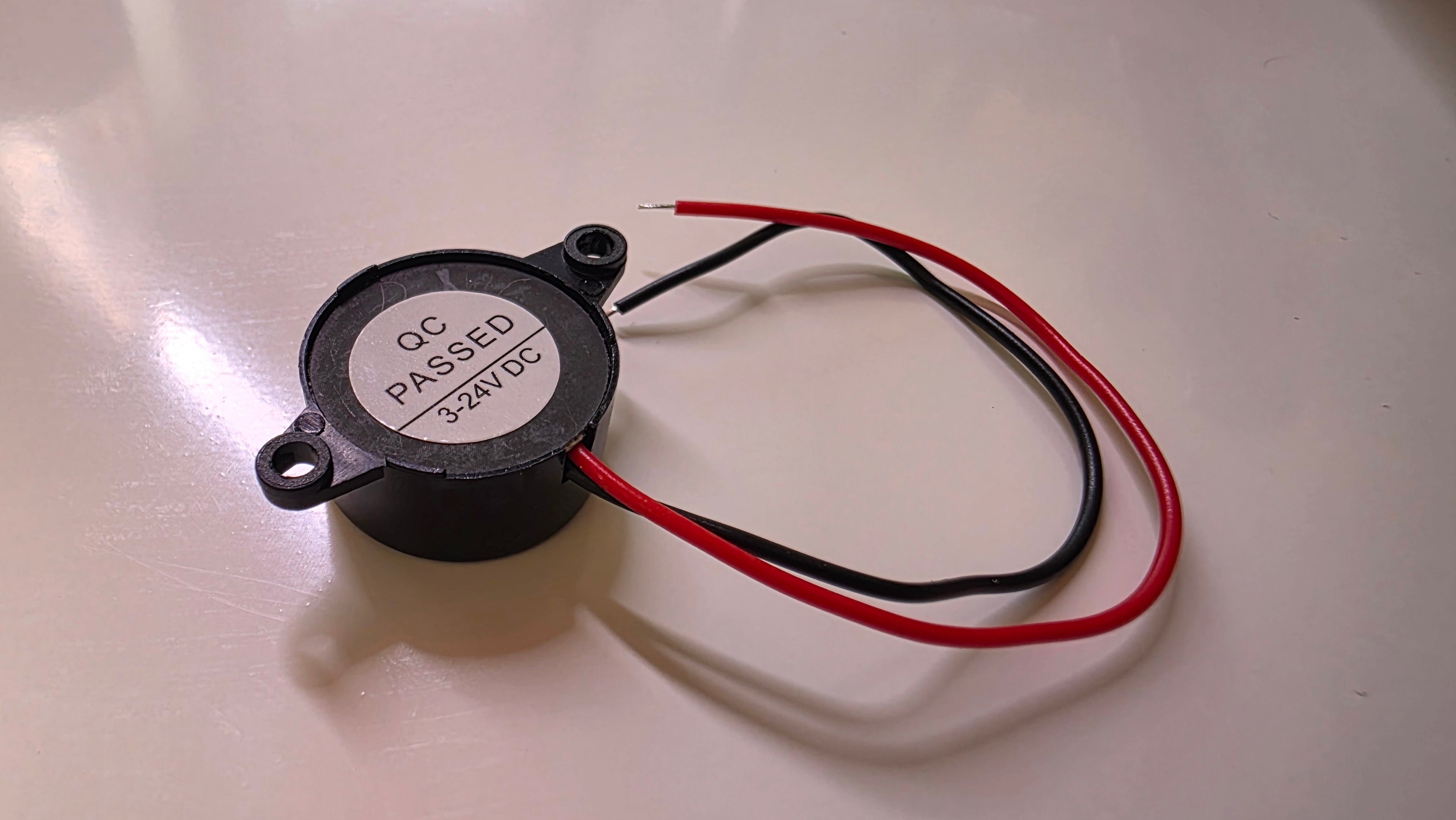 Aktiv Buzzer (SFM-20B) – 3-24V DC 🔊